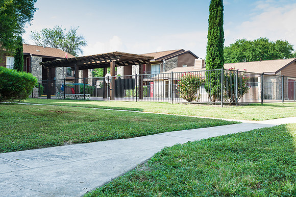 Fairway Manor Apartments - 19