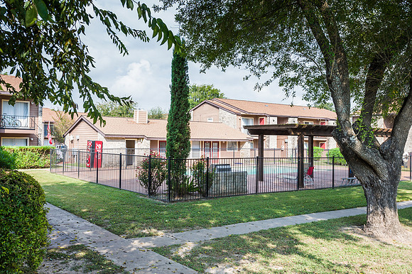 Fairway Manor Apartments - 14