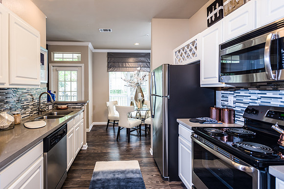 Villas at Rogers Ranch - 15